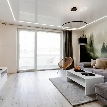 Apartament Forest * Κοστζαλίν